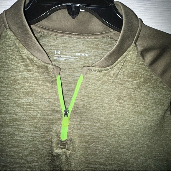 Under Armour Olive Green Long Sleeve Shirt size Medium - Picture 2 of 5